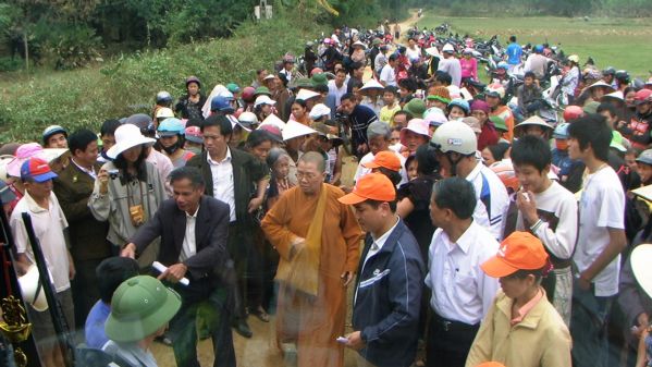 Hướng về vũng lũ Hương Khê - Hà Tĩnh