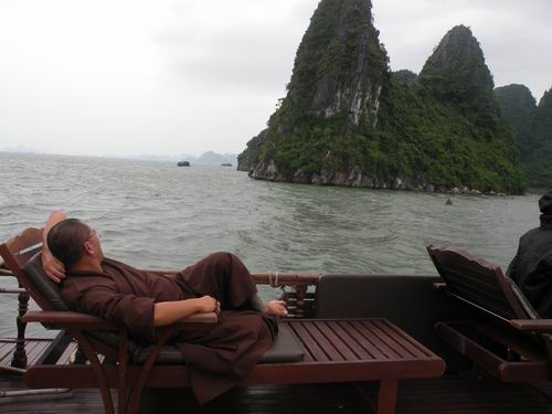 Với Những Tấm Lòng