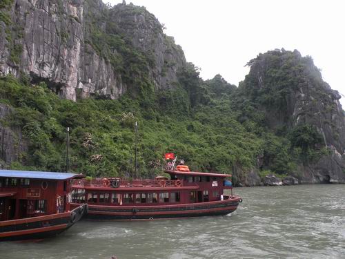 Với Những Tấm Lòng
