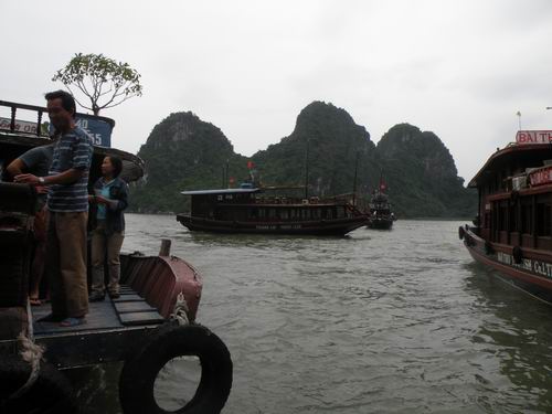 Với Những Tấm Lòng