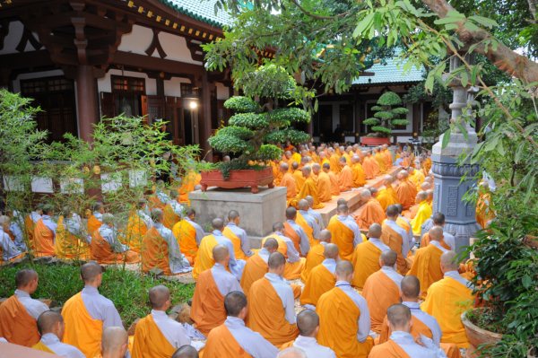 Đại Giới Đàn Cam Lộ: Giáo Thọ A Xà Lê - Tuyên Luật Sư Đại Giới Đàn Cam Lộ HT. Thích Minh Thông, Thuyết Giới
