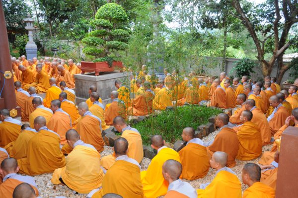 Đại Giới Đàn Cam Lộ: Giáo Thọ A Xà Lê - Tuyên Luật Sư Đại Giới Đàn Cam Lộ HT. Thích Minh Thông, Thuyết Giới