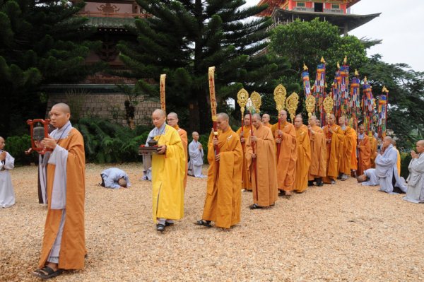 Đại Giới Đàn Cam Lộ: Lễ Cung An Chức Sự - Ngày 25/10/2010