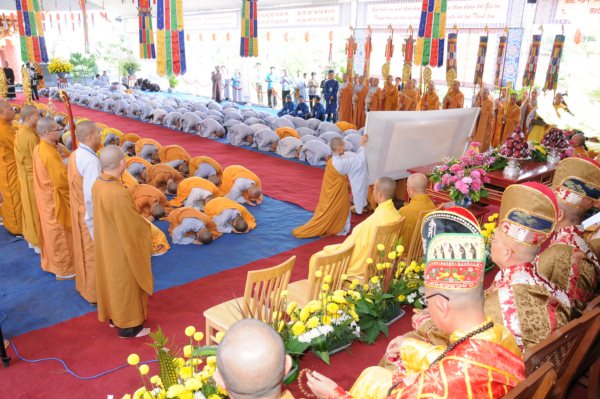 Đại Giới Đàn Cam Lộ: Lễ Cung An Chức Sự - Ngày 25/10/2010