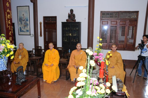 Đại Giới Đàn Cam Lộ: Sái Tịnh, Bạch Phật Khai Đàn - Diễn tập phương thức đăng đàn thọ giới