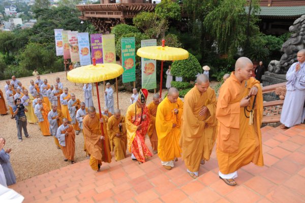 Đại Giới Đàn Cam Lộ: Sái Tịnh, Bạch Phật Khai Đàn - Diễn tập phương thức đăng đàn thọ giới