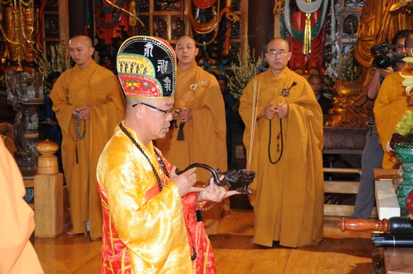 Đại Giới Đàn Cam Lộ: Sái Tịnh, Bạch Phật Khai Đàn - Diễn tập phương thức đăng đàn thọ giới