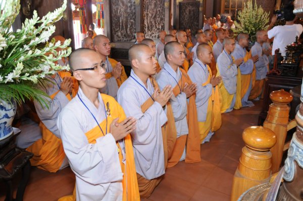 Đại Giới Đàn Cam Lộ: Sái Tịnh, Bạch Phật Khai Đàn - Diễn tập phương thức đăng đàn thọ giới