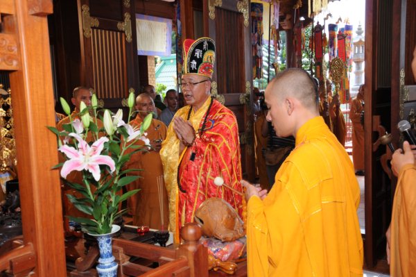 Đại Giới Đàn Cam Lộ: Sái Tịnh, Bạch Phật Khai Đàn - Diễn tập phương thức đăng đàn thọ giới