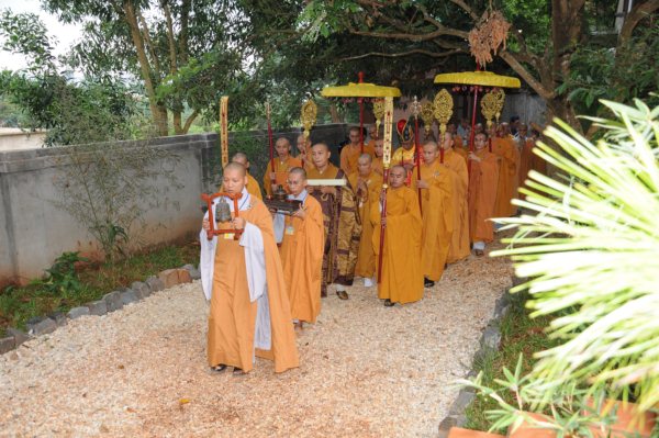 Đại Giới Đàn Cam Lộ: Sái Tịnh, Bạch Phật Khai Đàn - Diễn tập phương thức đăng đàn thọ giới