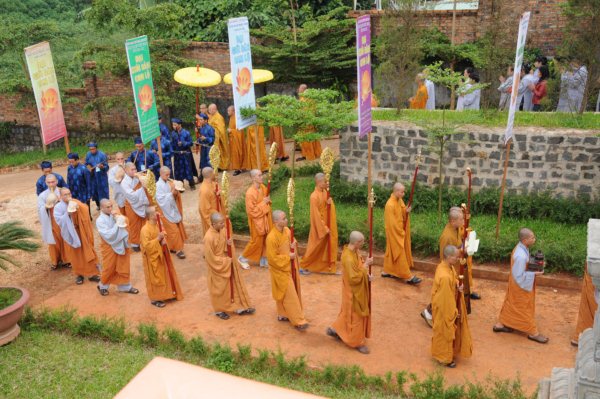 Đại Giới Đàn Cam Lộ: Sái Tịnh, Bạch Phật Khai Đàn - Diễn tập phương thức đăng đàn thọ giới