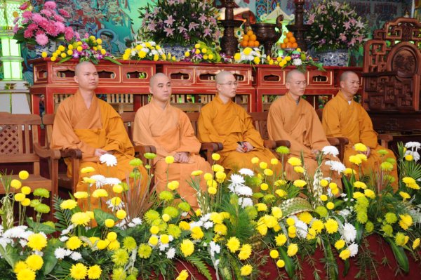 Đại Giới Đàn Cam Lộ: Sái Tịnh, Bạch Phật Khai Đàn - Diễn tập phương thức đăng đàn thọ giới