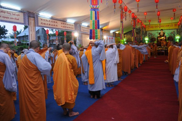 Đại Giới Đàn Cam Lộ: Sái Tịnh, Bạch Phật Khai Đàn - Diễn tập phương thức đăng đàn thọ giới