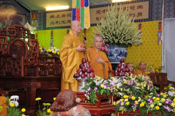 Đại Giới Đàn Cam Lộ: Sái Tịnh, Bạch Phật Khai Đàn - Diễn tập phương thức đăng đàn thọ giới