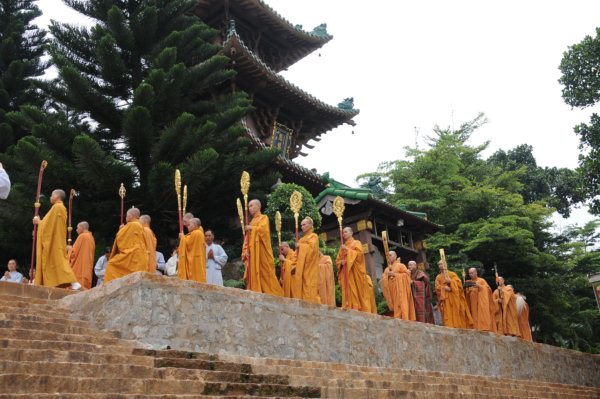 Đại Giới Đàn Cam Lộ: Hòa Thượng Thích Minh Thông - Tuyên Luật Sư Khai Đạo Giới Tử
