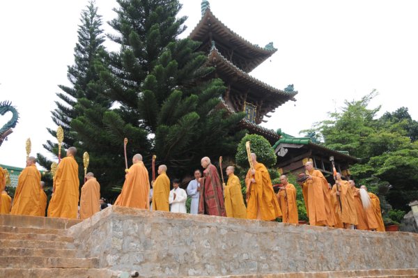 Đại Giới Đàn Cam Lộ: Hòa Thượng Thích Minh Thông - Tuyên Luật Sư Khai Đạo Giới Tử