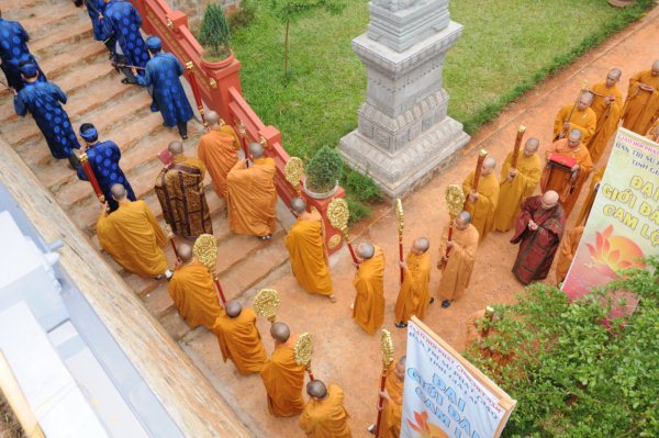 Đại Giới Đàn Cam Lộ: Hòa Thượng Thích Minh Thông - Tuyên Luật Sư Khai Đạo Giới Tử