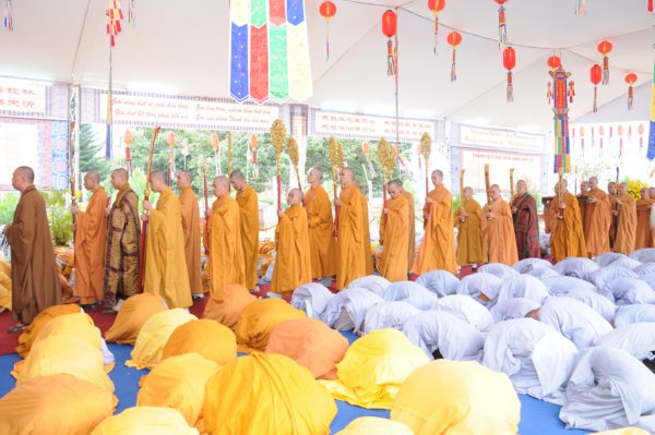 Đại Giới Đàn Cam Lộ: Hòa Thượng Thích Minh Thông - Tuyên Luật Sư Khai Đạo Giới Tử