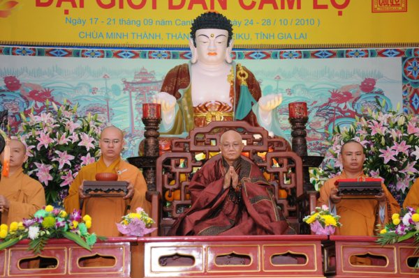 Đại Giới Đàn Cam Lộ: Hòa Thượng Thích Minh Thông - Tuyên Luật Sư Khai Đạo Giới Tử