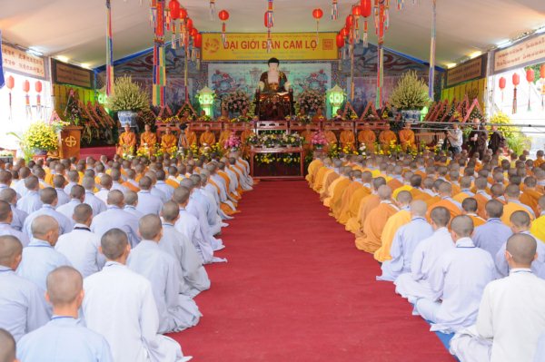 Đại Giới Đàn Cam Lộ: Hòa Thượng Thích Minh Thông - Tuyên Luật Sư Khai Đạo Giới Tử