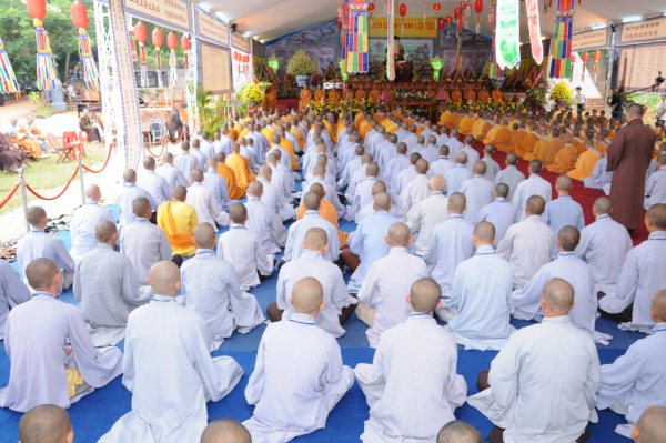 Đại Giới Đàn Cam Lộ: Hòa Thượng Thích Minh Thông - Tuyên Luật Sư Khai Đạo Giới Tử
