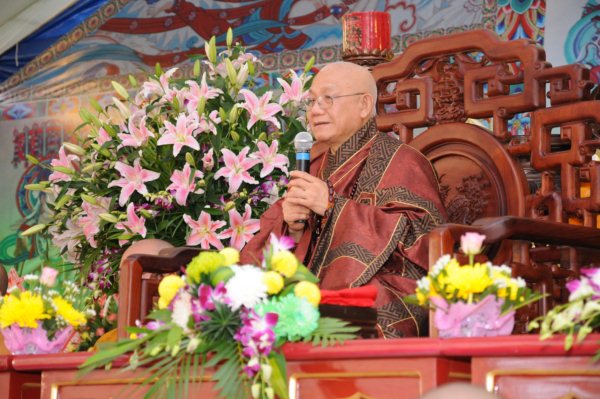 Đại Giới Đàn Cam Lộ: Hòa Thượng Thích Minh Thông - Tuyên Luật Sư Khai Đạo Giới Tử