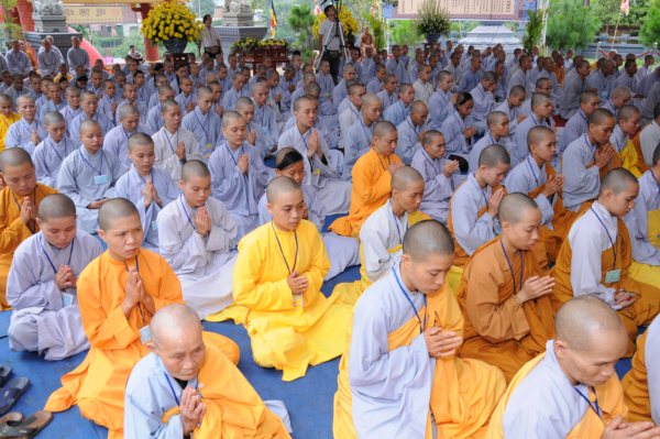 Đại Giới Đàn Cam Lộ: Hòa Thượng Thích Minh Thông - Tuyên Luật Sư Khai Đạo Giới Tử