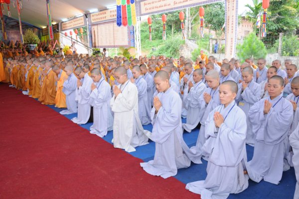 Đại Giới Đàn Cam Lộ: Hòa Thượng Thích Minh Thông - Tuyên Luật Sư Khai Đạo Giới Tử