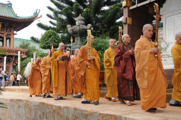 Đại Giới Đàn Cam Lộ: Hòa Thượng Thích Minh Thông - Tuyên Luật Sư Khai Đạo Giới Tử