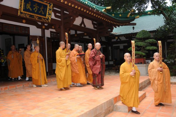 Đại Giới Đàn Cam Lộ: Hòa Thượng Thích Minh Thông - Tuyên Luật Sư Khai Đạo Giới Tử