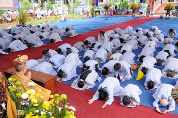 Đại Giới Đàn Cam Lộ: Lễ đăng đàn Truyền Giới Thập Thiện và Bồ Tát tại gia