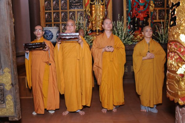 Đại Giới Đàn Cam Lộ: Sơ Đàn Truyền Giới Sa Di - Ngày 26/10/2010