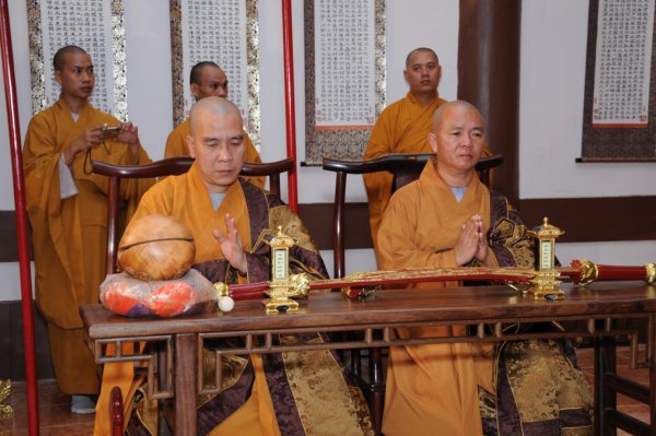 Đại Giới Đàn Cam Lộ: Sơ Đàn Truyền Giới Sa Di - Ngày 26/10/2010