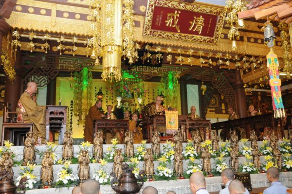 Đại Giới Đàn Cam Lộ: Sơ Đàn Truyền Giới Sa Di - Ngày 26/10/2010