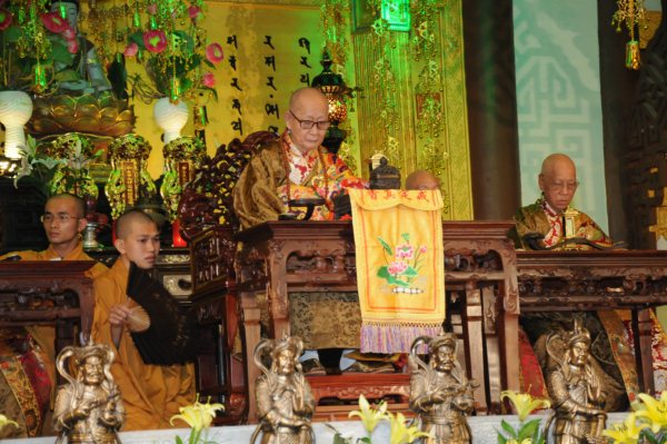 Đại Giới Đàn Cam Lộ: Sơ Đàn Truyền Giới Sa Di - Ngày 26/10/2010