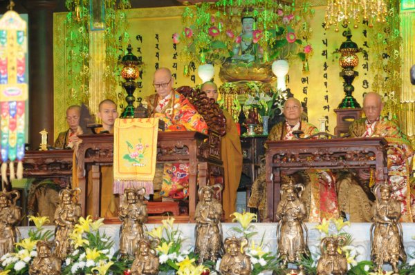 Đại Giới Đàn Cam Lộ: Sơ Đàn Truyền Giới Sa Di - Ngày 26/10/2010