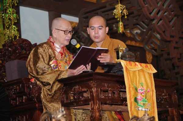 Đại Giới Đàn Cam Lộ: Sơ Đàn Truyền Giới Sa Di - Ngày 26/10/2010