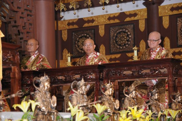 Đại Giới Đàn Cam Lộ: Sơ Đàn Truyền Giới Sa Di - Ngày 26/10/2010