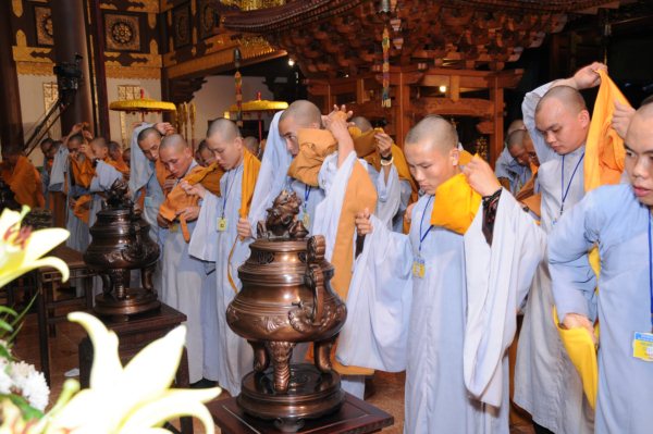 Đại Giới Đàn Cam Lộ: Sơ Đàn Truyền Giới Sa Di - Ngày 26/10/2010