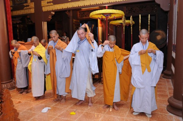 Đại Giới Đàn Cam Lộ: Sơ Đàn Truyền Giới Sa Di - Ngày 26/10/2010