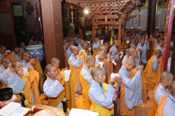 Đại Giới Đàn Cam Lộ: Sơ Đàn Truyền Giới Sa Di - Ngày 26/10/2010