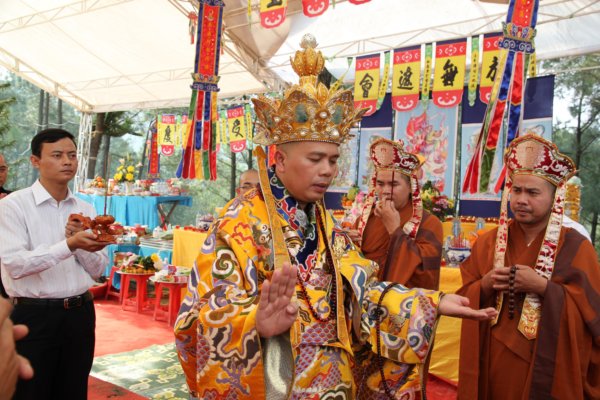 Đại Trai đàn Chẩn tế tại nghĩa trang liệt sĩ Ngã Ba Đồng Lộc, Khánh Thành Tháp Chuông