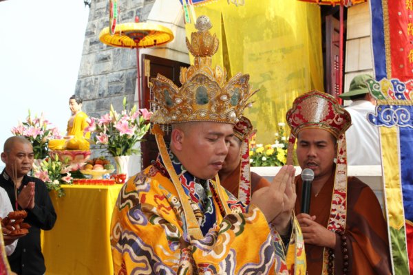 Đại Trai đàn Chẩn tế tại nghĩa trang liệt sĩ Ngã Ba Đồng Lộc, Khánh Thành Tháp Chuông