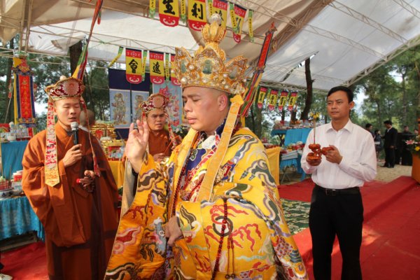 Đại Trai đàn Chẩn tế tại nghĩa trang liệt sĩ Ngã Ba Đồng Lộc, Khánh Thành Tháp Chuông
