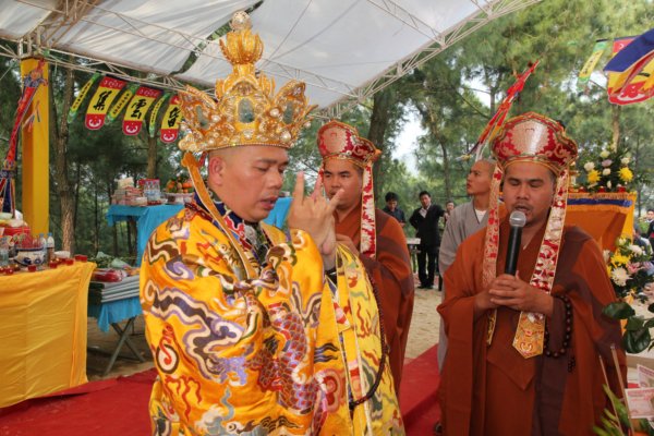 Đại Trai đàn Chẩn tế tại nghĩa trang liệt sĩ Ngã Ba Đồng Lộc, Khánh Thành Tháp Chuông
