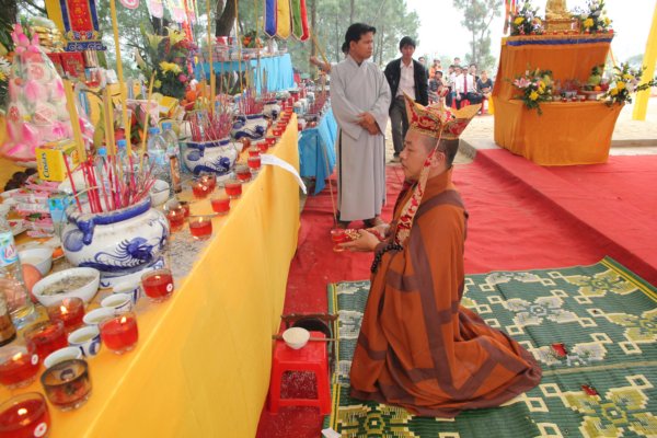 Đại Trai đàn Chẩn tế tại nghĩa trang liệt sĩ Ngã Ba Đồng Lộc, Khánh Thành Tháp Chuông