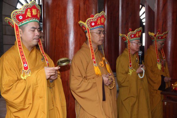 Hà Tĩnh: Lễ Thượng Phan-Sái Tịnh Khai Đại Hồng Chung Tại Nghĩa Trang Liệt Sĩ Ngã Ba Đồng Lộc