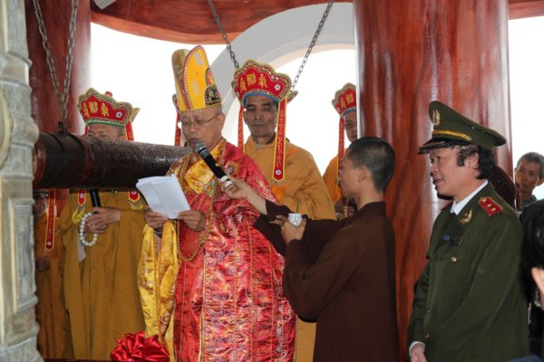 Hà Tĩnh: Lễ Thượng Phan-Sái Tịnh Khai Đại Hồng Chung Tại Nghĩa Trang Liệt Sĩ Ngã Ba Đồng Lộc