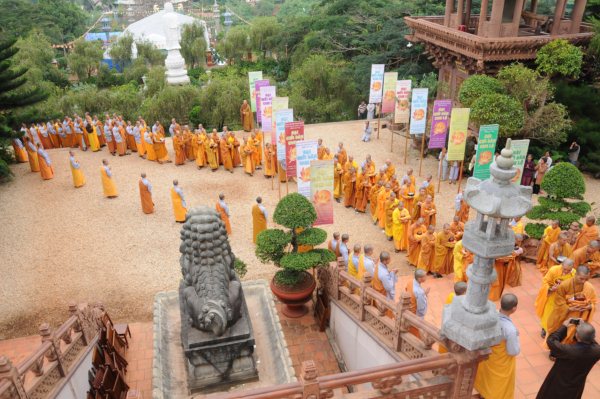 Đại Giới Đàn Cam Lộ: Nhị Đàn Truyền Tỳ Kheo Giới