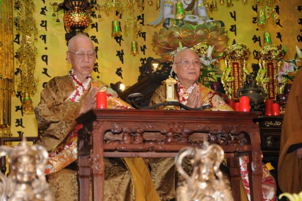 Đại Giới Đàn Cam Lộ: Nhị Đàn Truyền Tỳ Kheo Giới